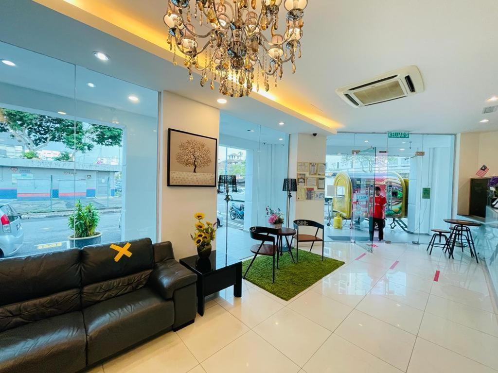 Hotel Zamburger Plaza Mahkota Malacca Luaran gambar