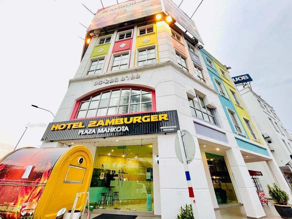 Hotel Zamburger Plaza Mahkota Malacca Luaran gambar